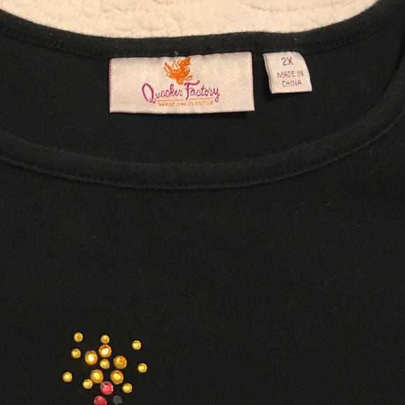 QF black holiday 3/4 sleeve top with 3 ombréd Christmas trees — sparkly! (2X) - Picture 6 of 16